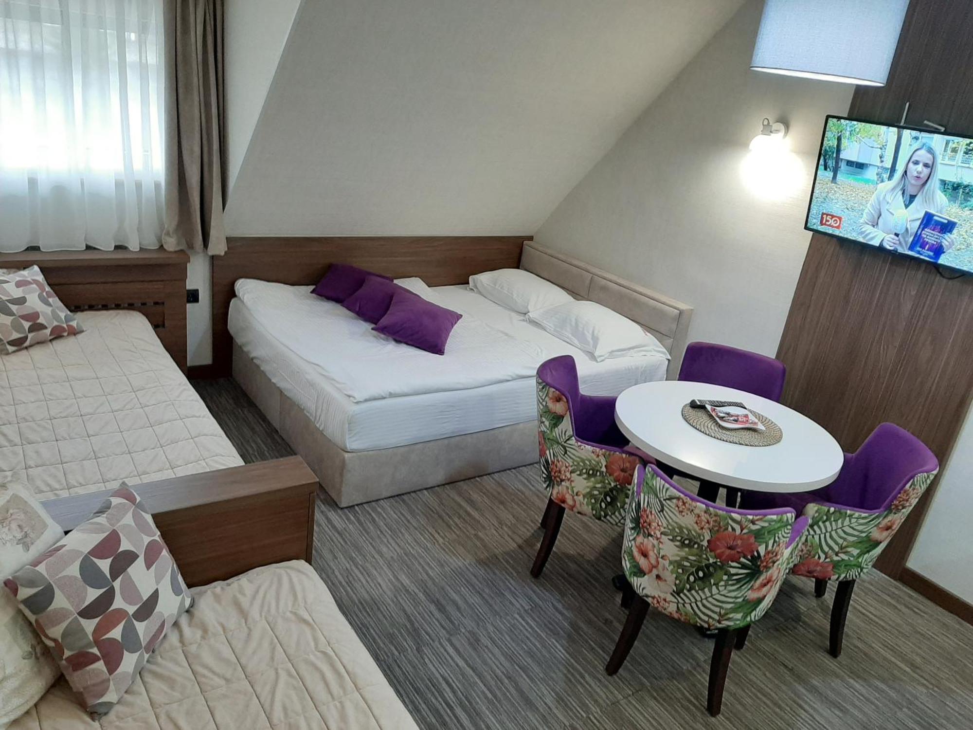 Select Lux Apartments Konaci コパオニク 部屋 写真